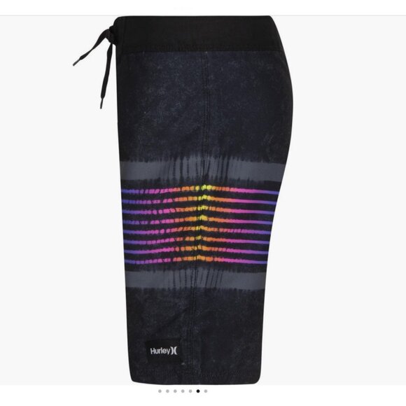 Kids' Gradient Stripe Board ShortsHurley Boys size 6 swimshorts- New NWT - Picture 4 of 7